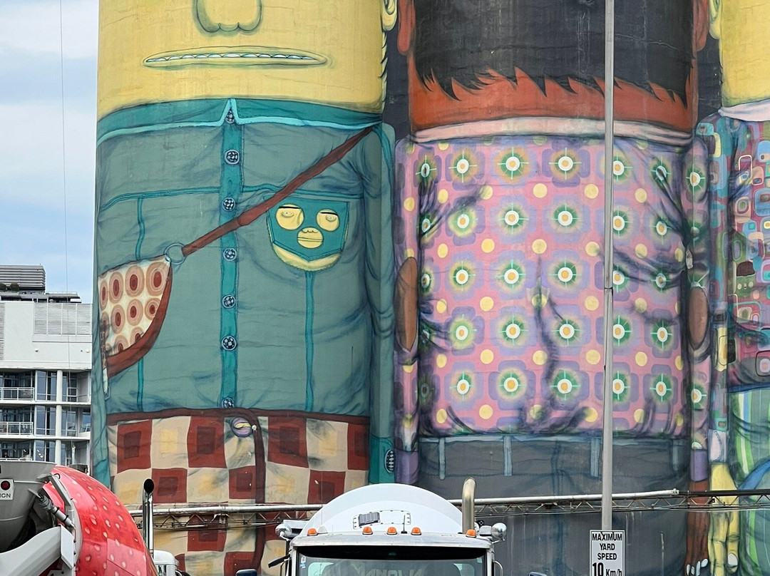 Granville Giants Murals-温哥华必去景点