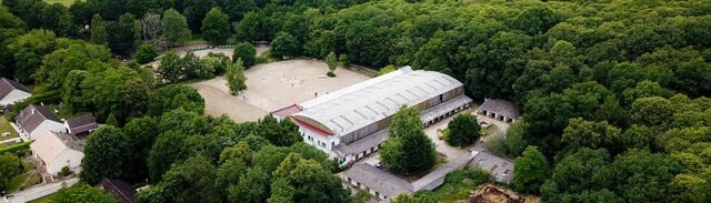 Centre Équestre Licorne De La Fontaine-Bonnelles必去景点