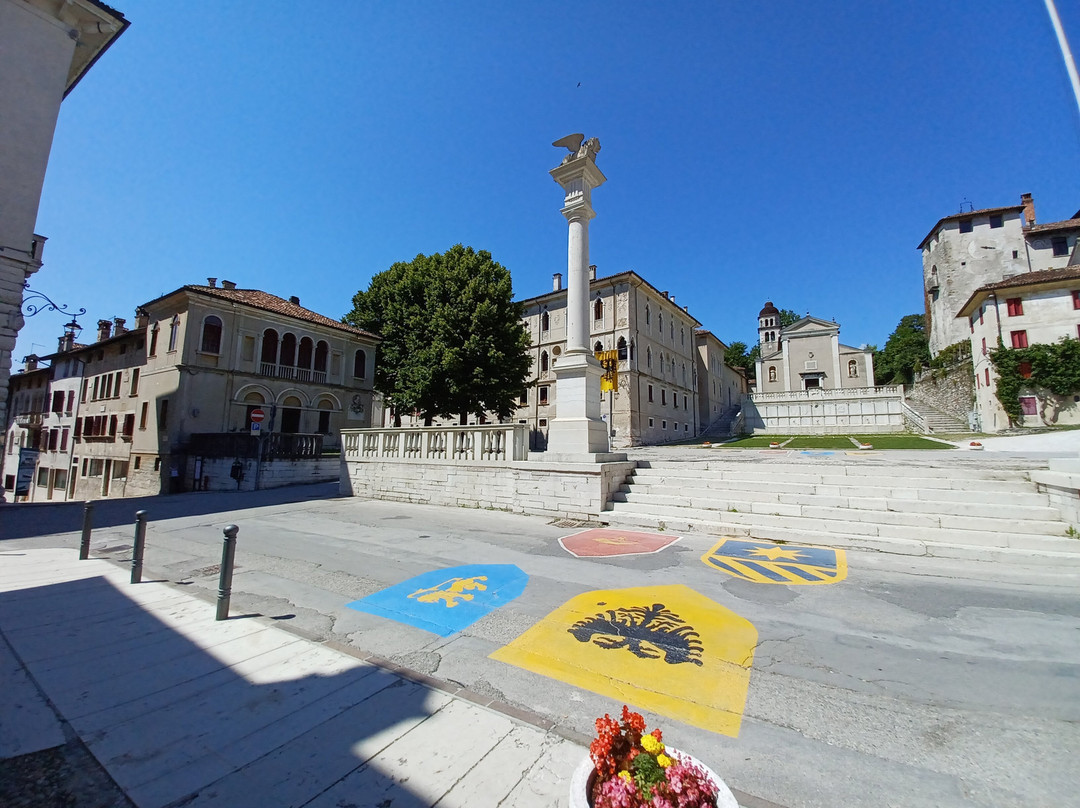 Piazza Maggiore-Feltre必去景点