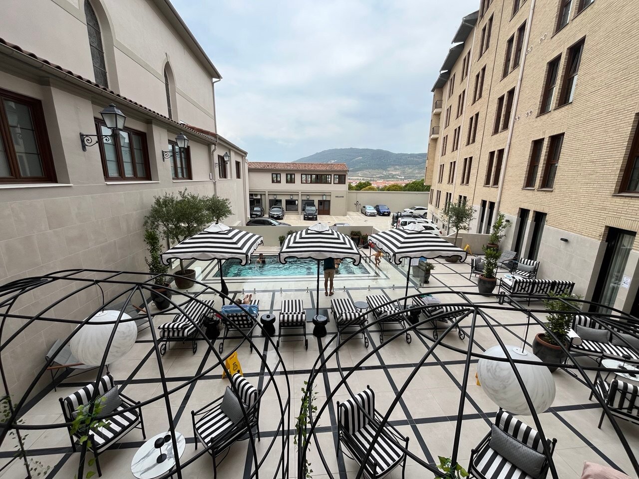 旅途之门酒店-官方