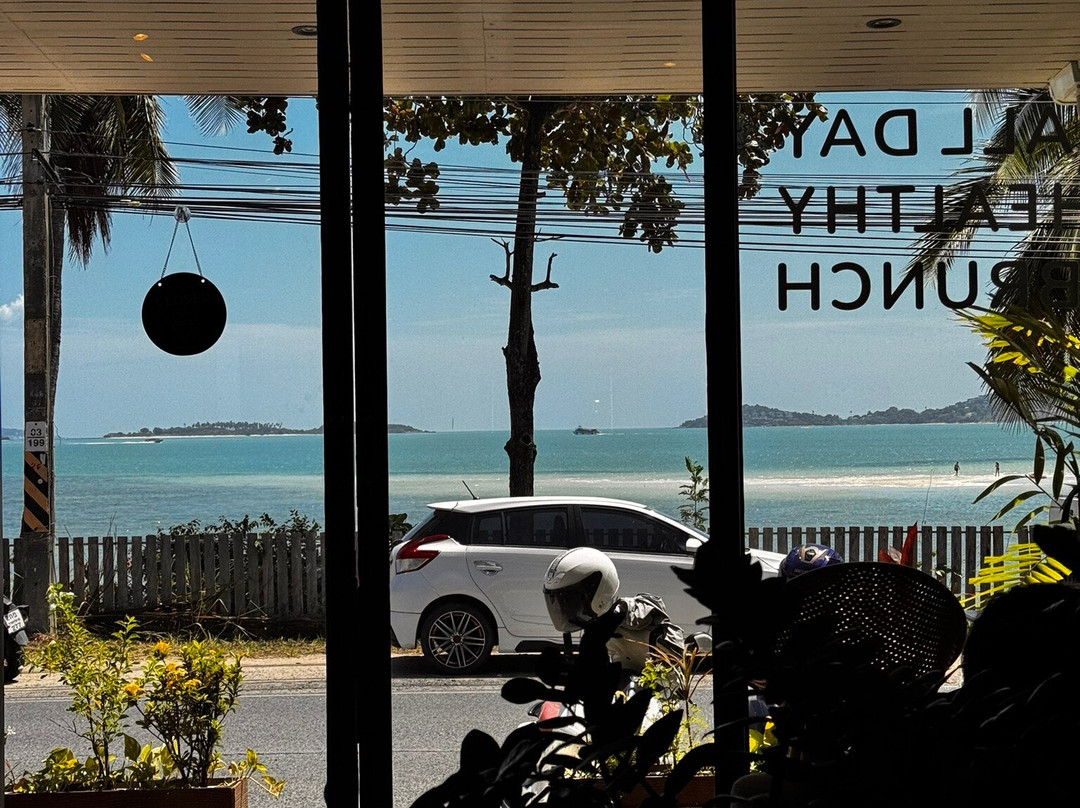 Sunny Cafe
