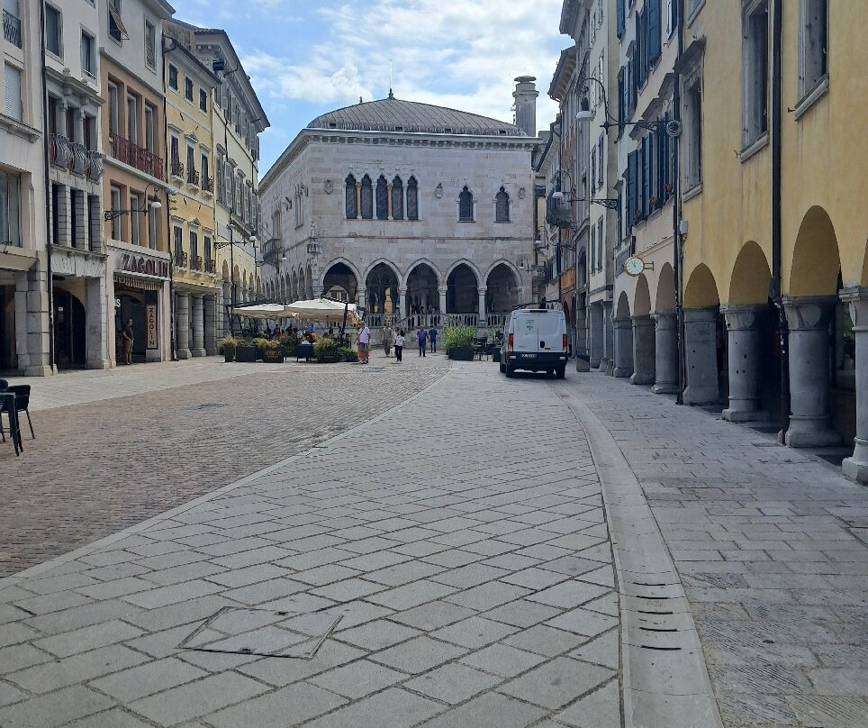 艾尔伯格奥维奇欧特兰酒店主图