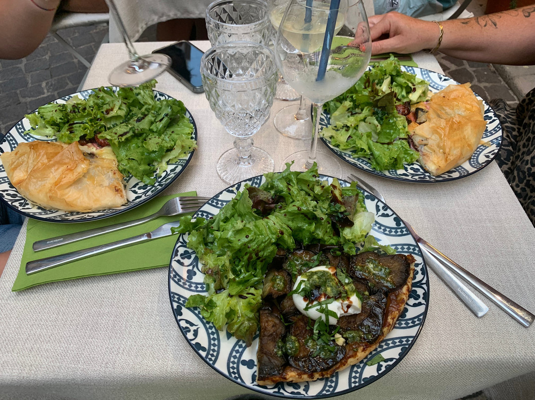 Cassis et romarin