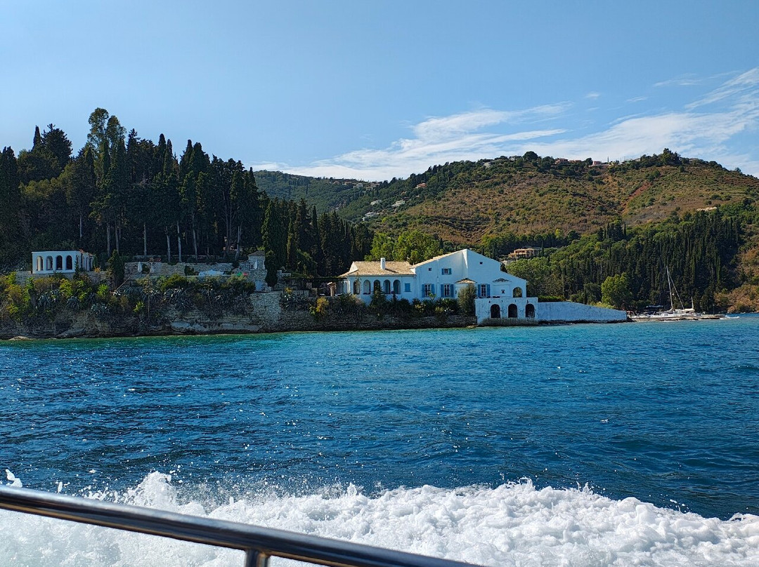 Nautilus Daily Cruises-Nissaki必去景点