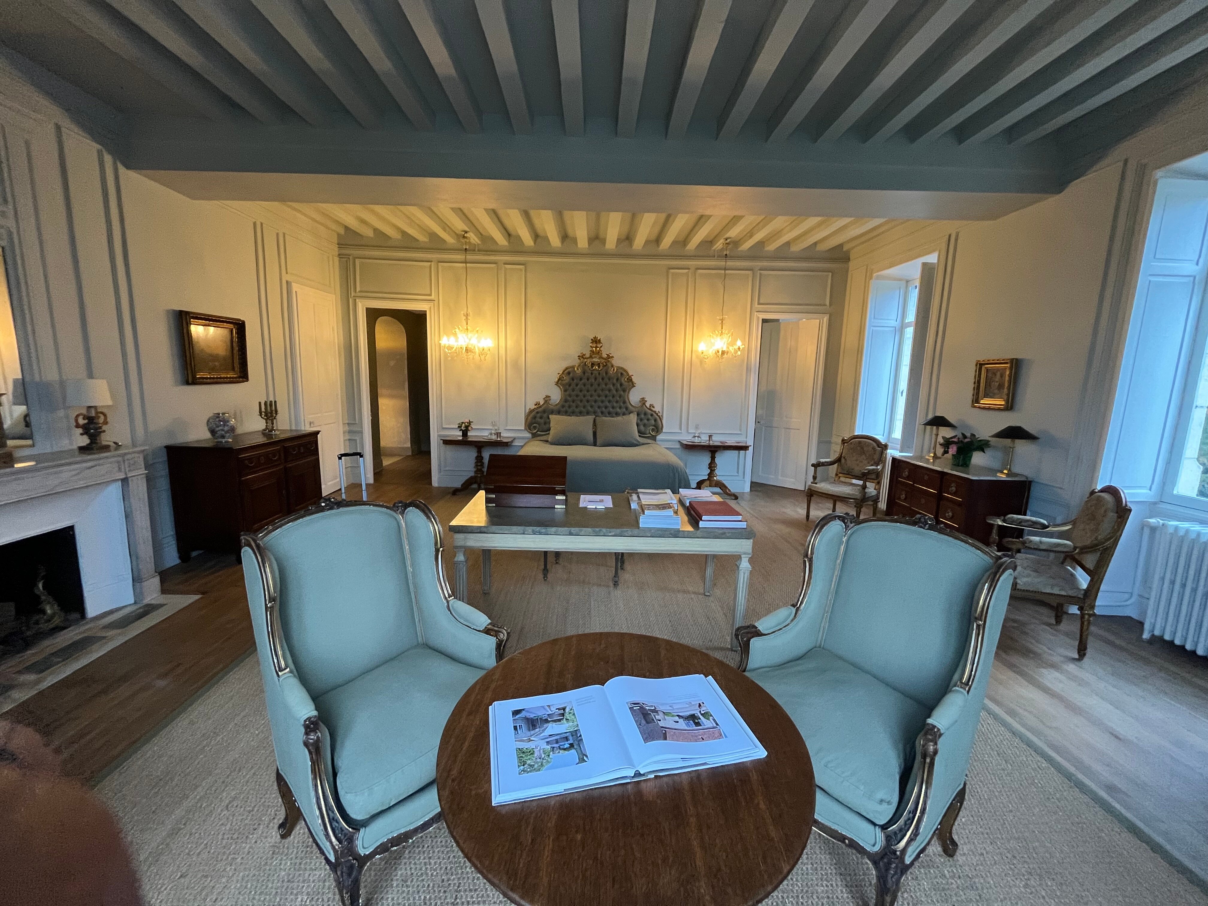 Château De La Tour En Brenne-官方
