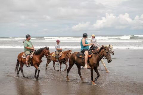 CR Beach Barn-Esterillos Este必去景点