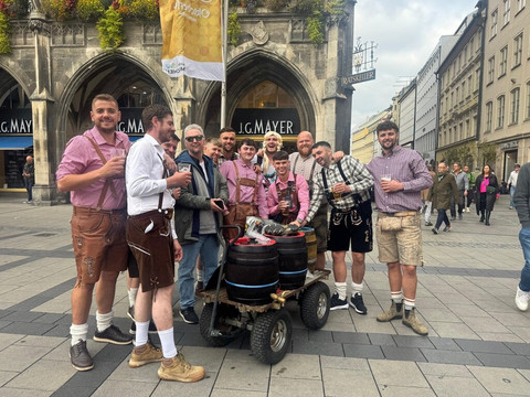 Lennys Beer Bike-慕尼黑必去景点