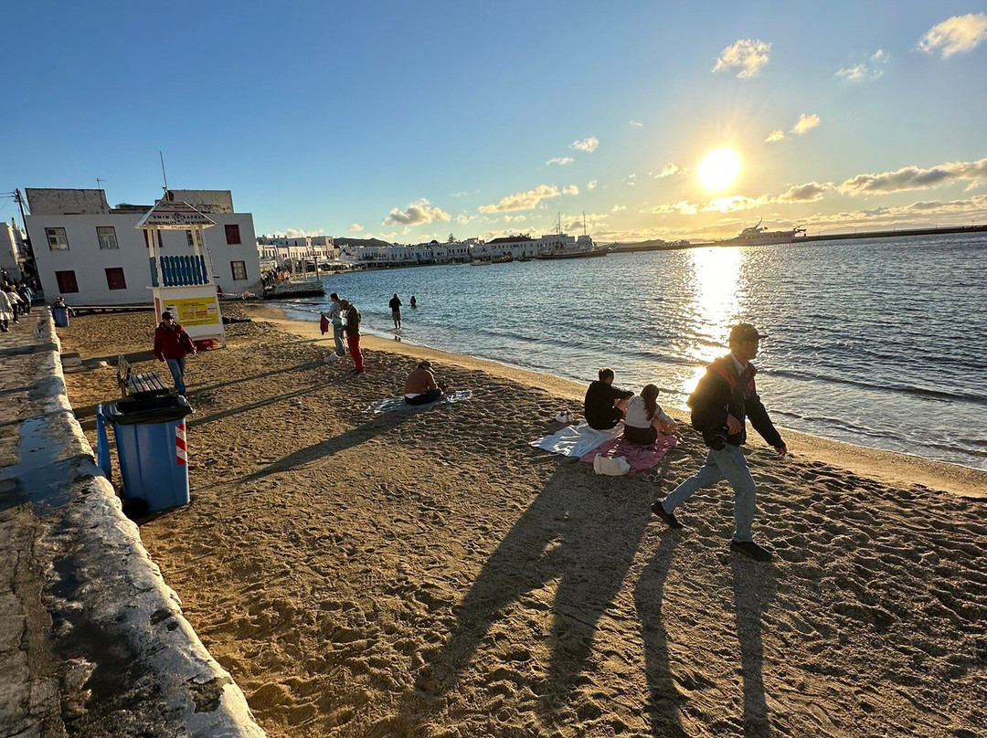 Old Port Beach-米克诺斯镇必去景点