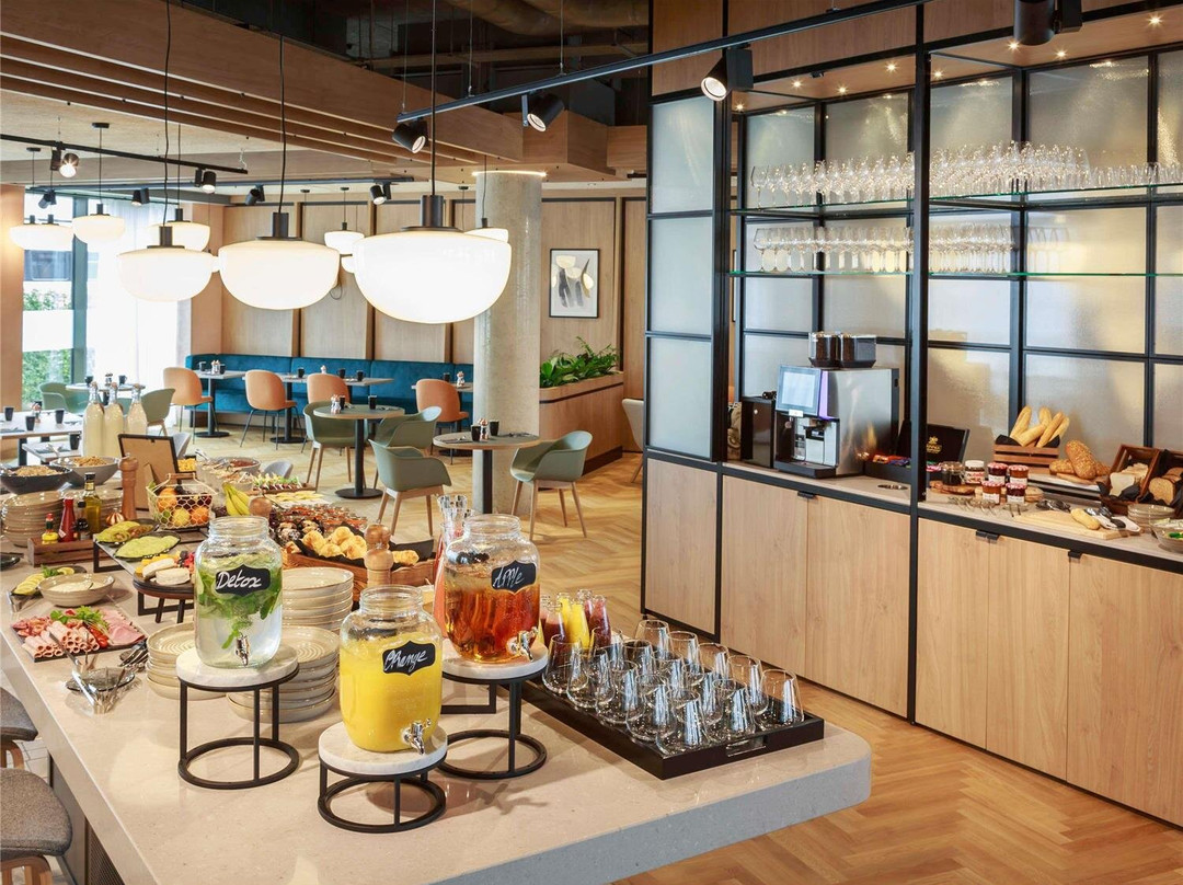 Novotel Cambridge North主图