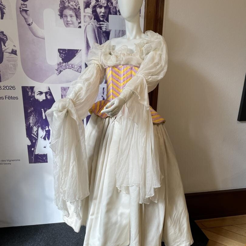 Musée de la Confrérie des Vignerons-沃韦必去景点