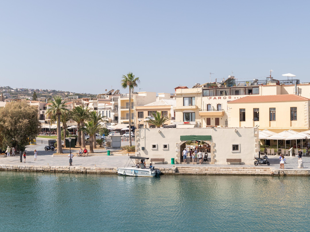 Old Venetian Harbour of Rethymno-雷斯蒙必去景点