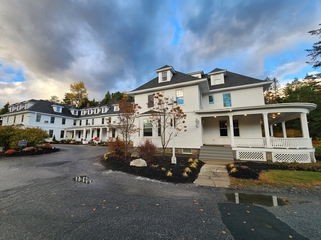 Omni Bretton Arms Inn At Mount Washington主图