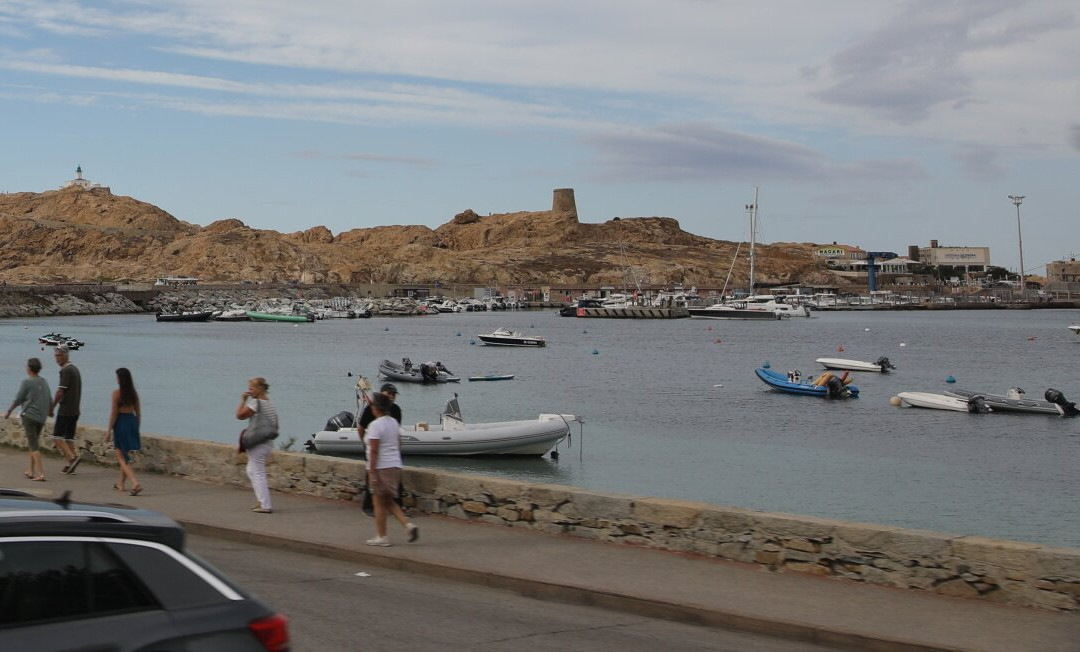 Porto Di Ile Rousse-Ile Rousse必去景点