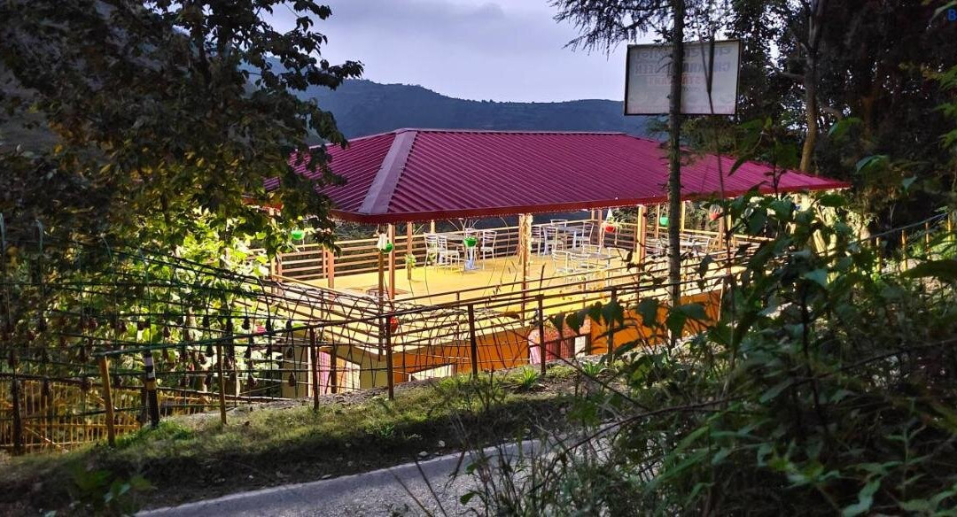 Hotel Chakrata Green And Camping