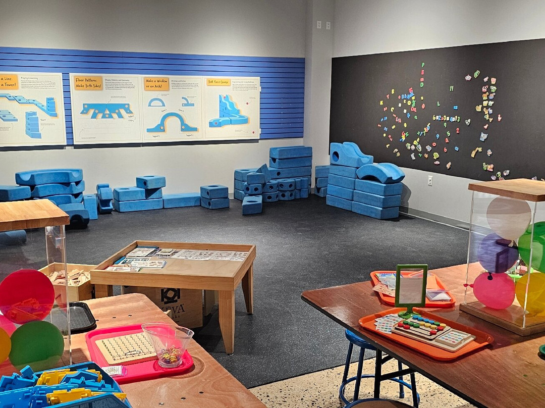 Discovery Center Water's Edge-贝尔坎普必去景点