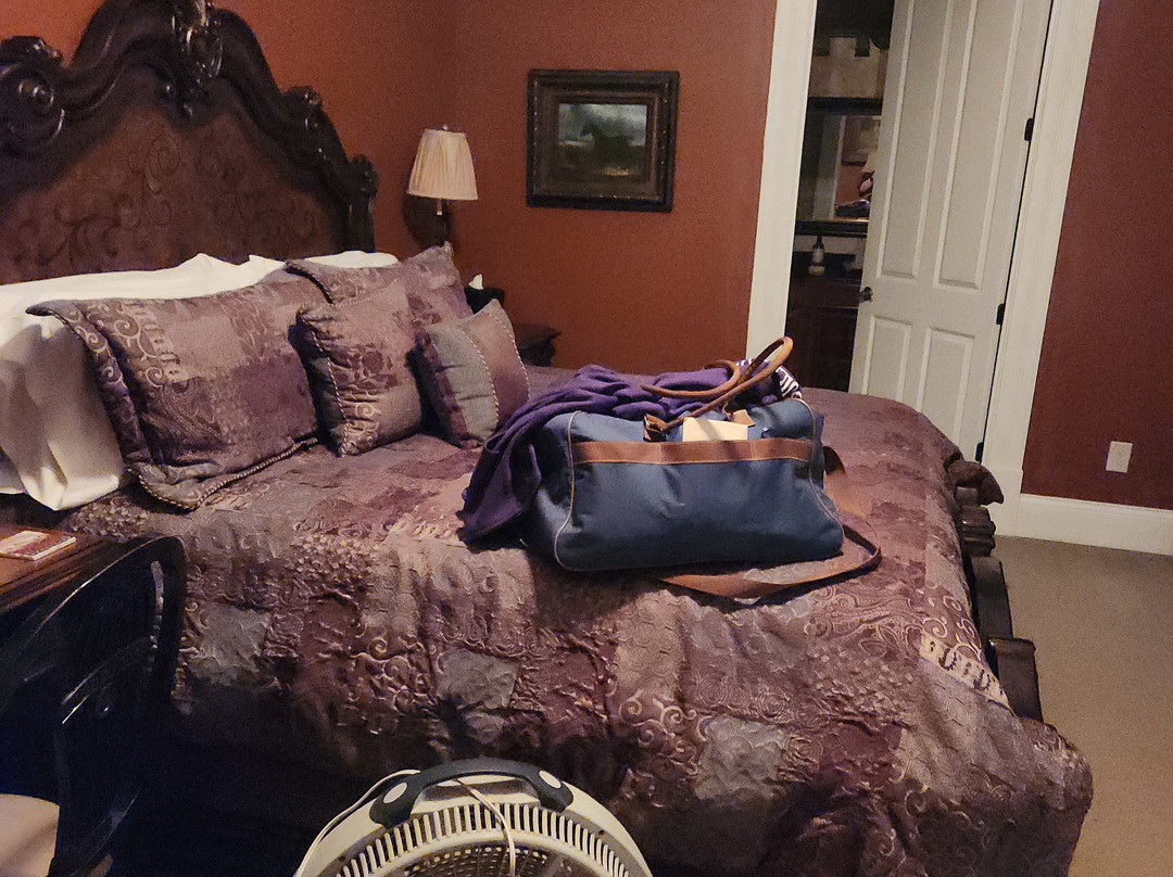 Riverside Inn Bed & Breakfast主图