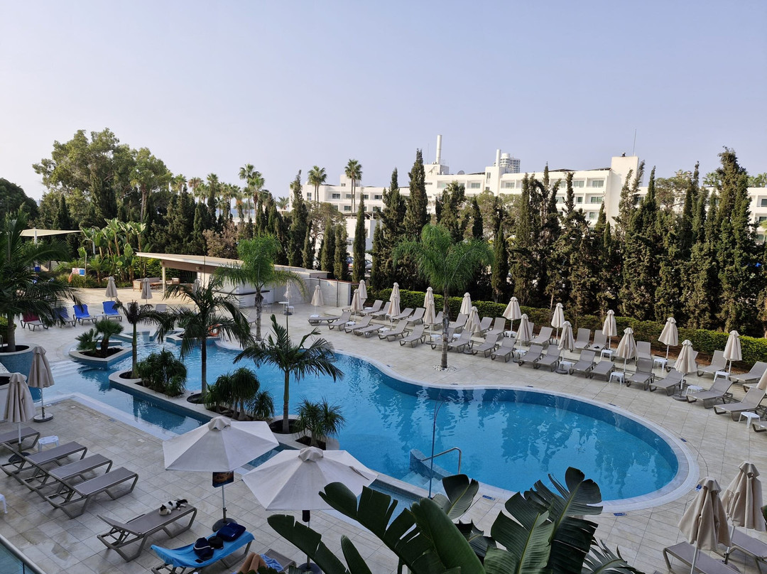 Asterias Beach Hotel主图