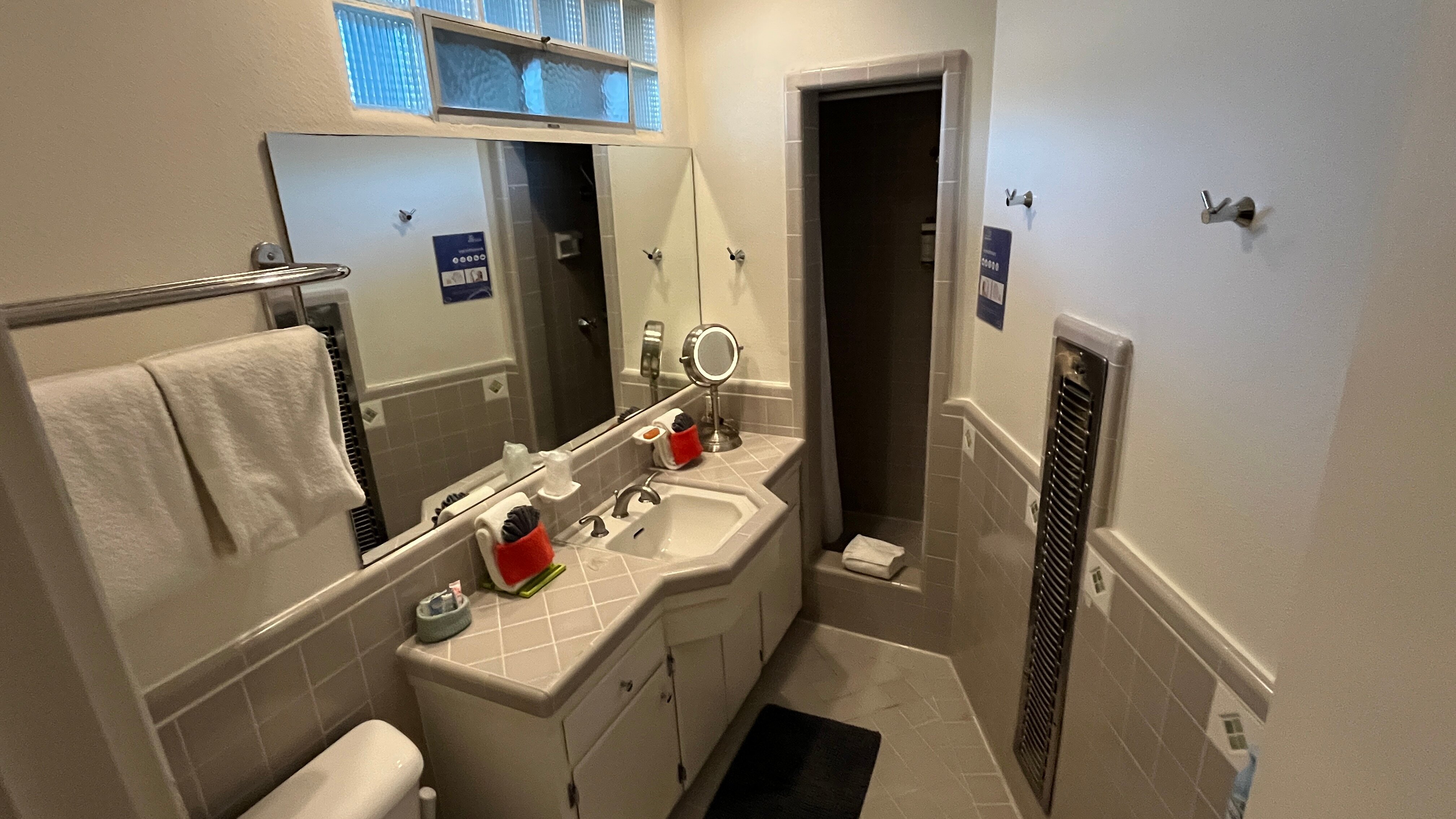 沙漠里维埃拉酒店-浴室