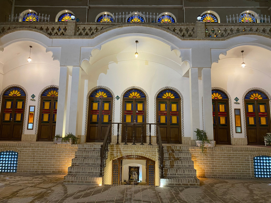 Amirza Traditional Hotel主图