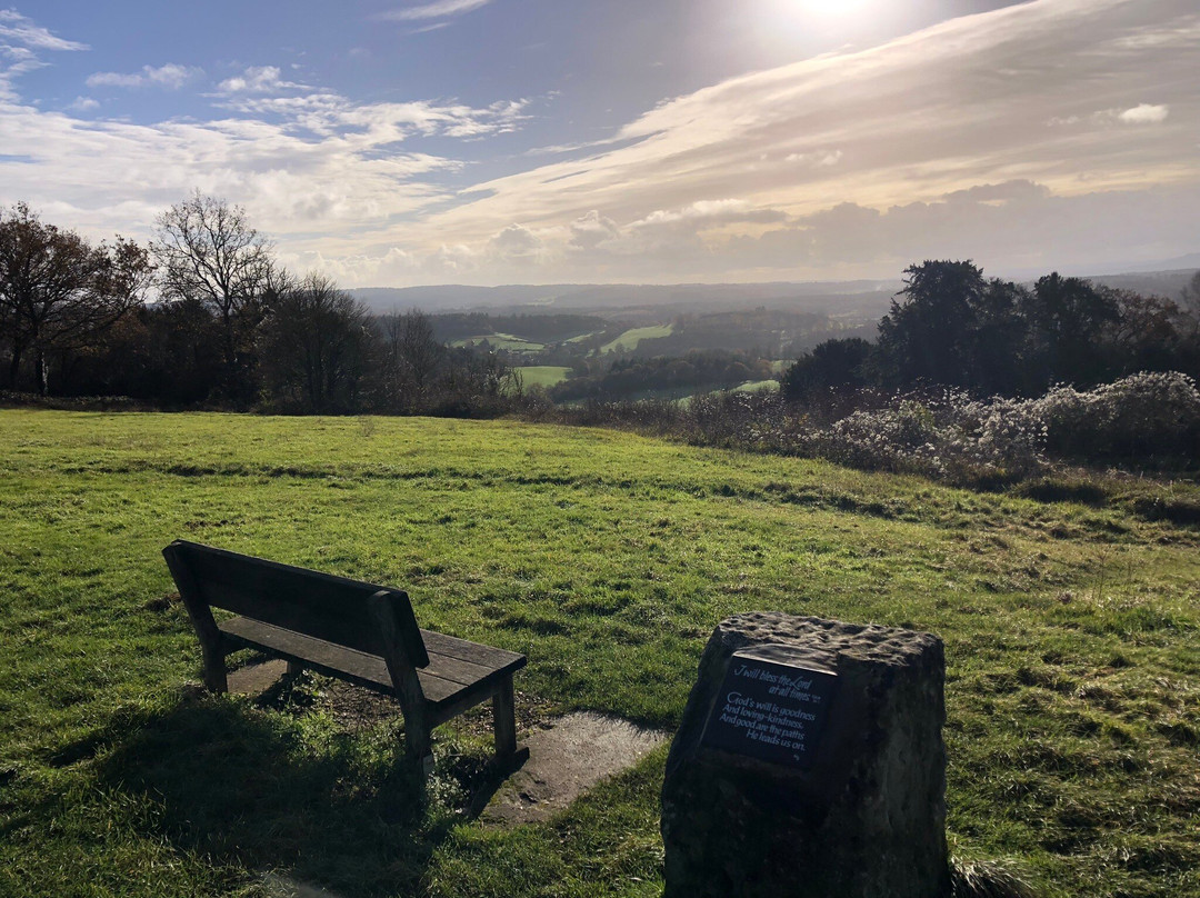 Newlands Corner-Shere必去景点
