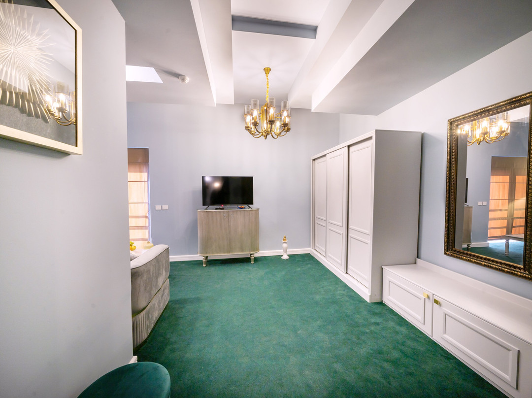 Phoenicia Comfort Hotel主图