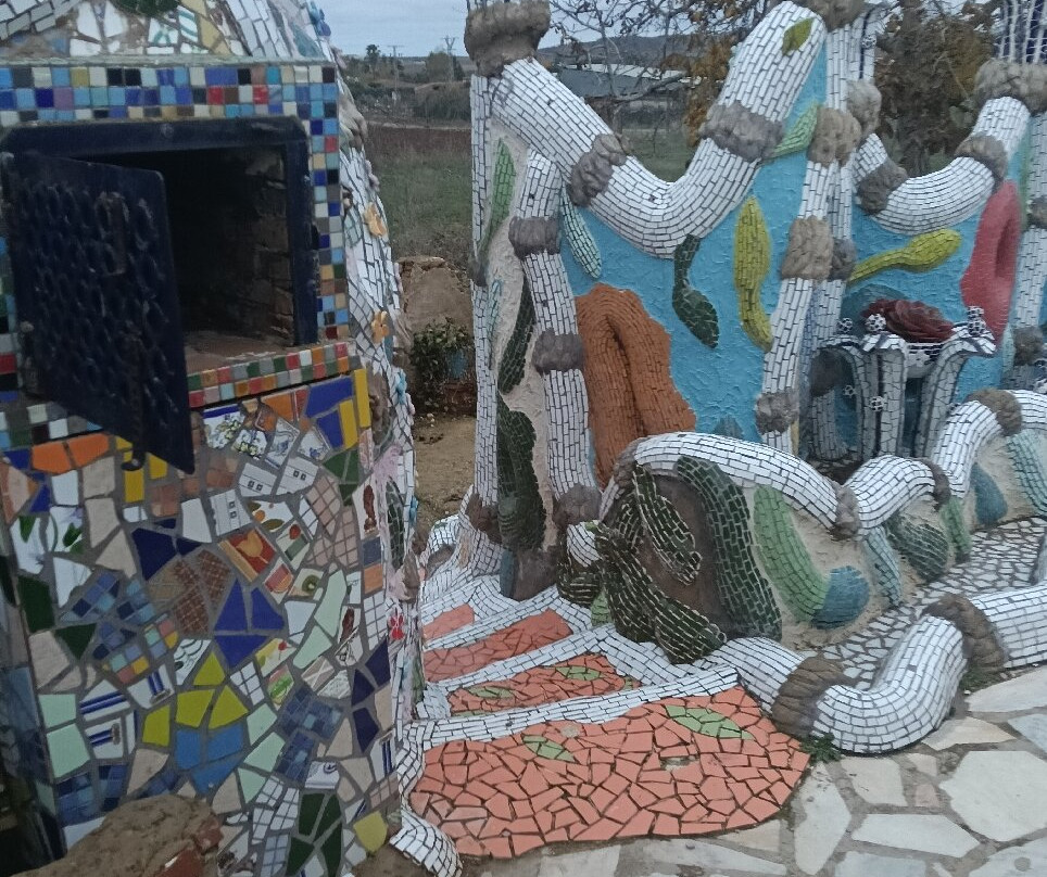 El Capricho de Cotrina-Los Santos de Maimona必去景点