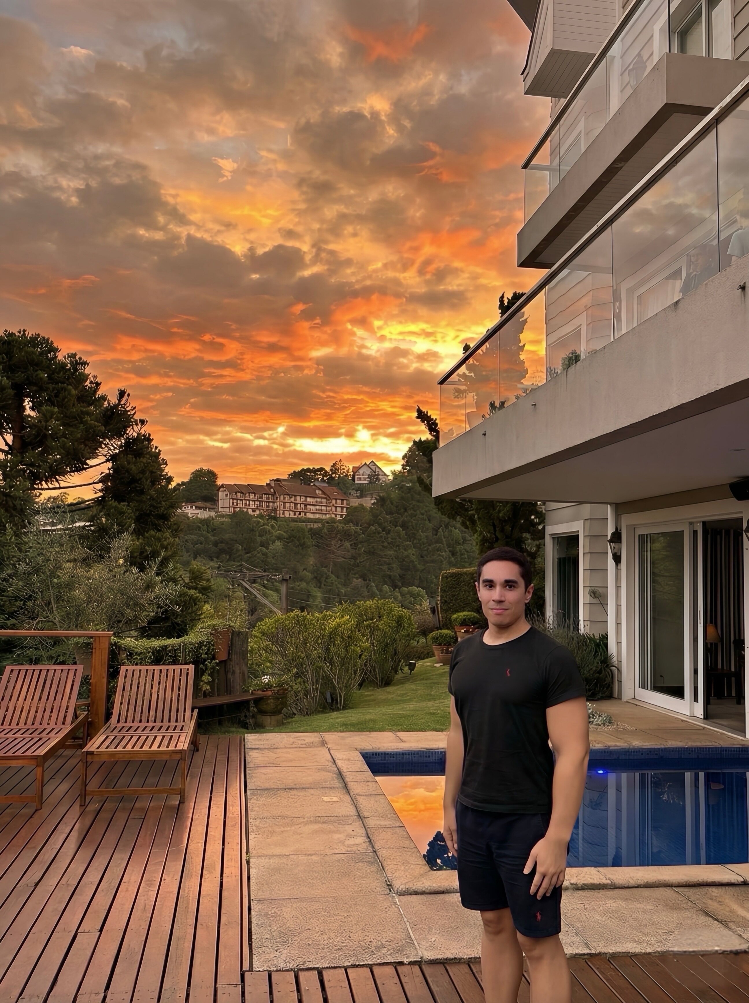 L.A.H. Hostellerie-官方