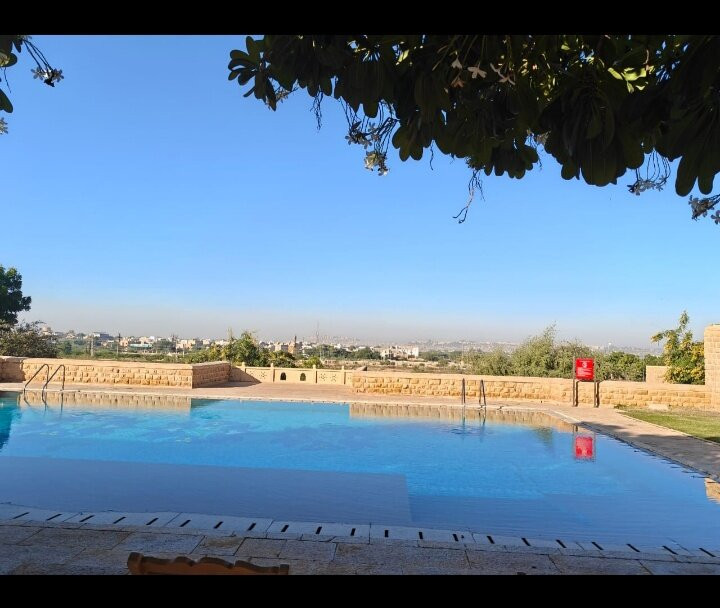 拉沃克克特港威酒店主图