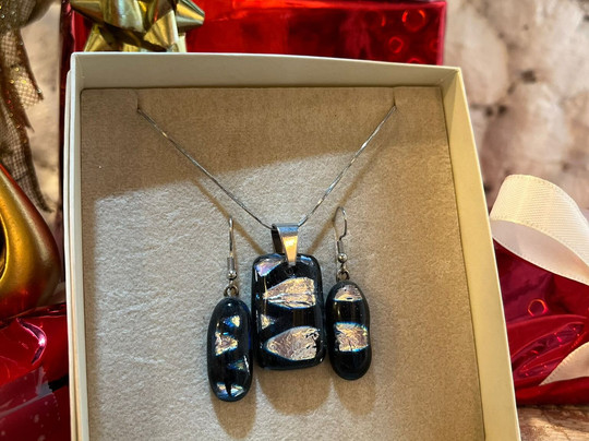 Green Door - Gallery & Art Gift Shop-Dorcol必去景点