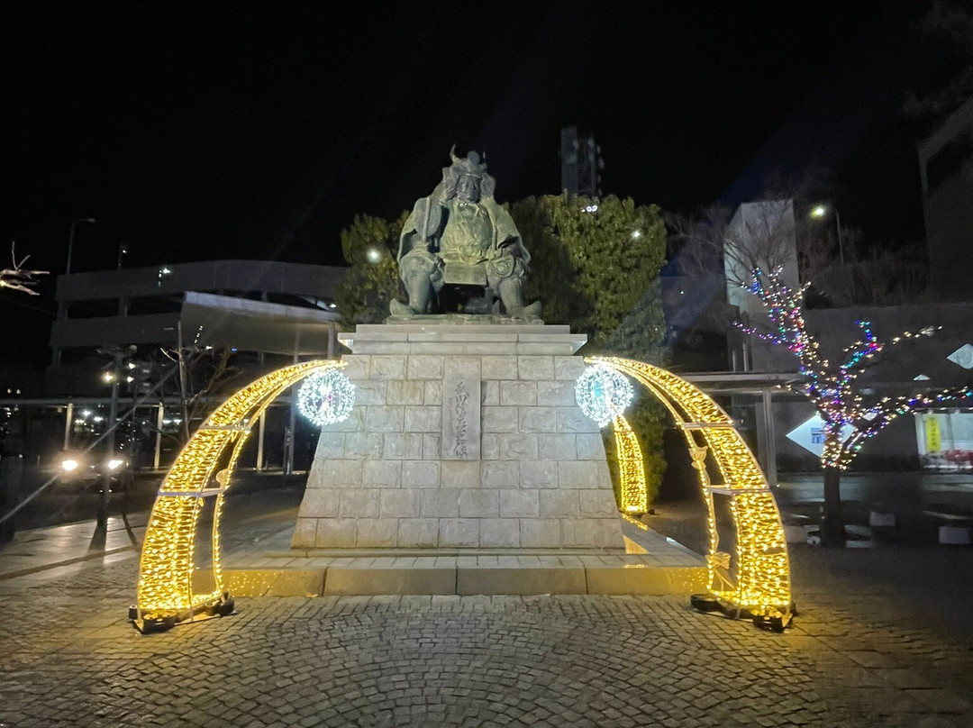 Takeda Shingen Statue-甲府市必去景点