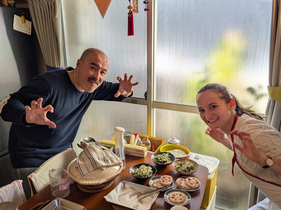 Comburger Cooking Japanese Home Meal with Sato-Shinjuku 3 Chome必去景点