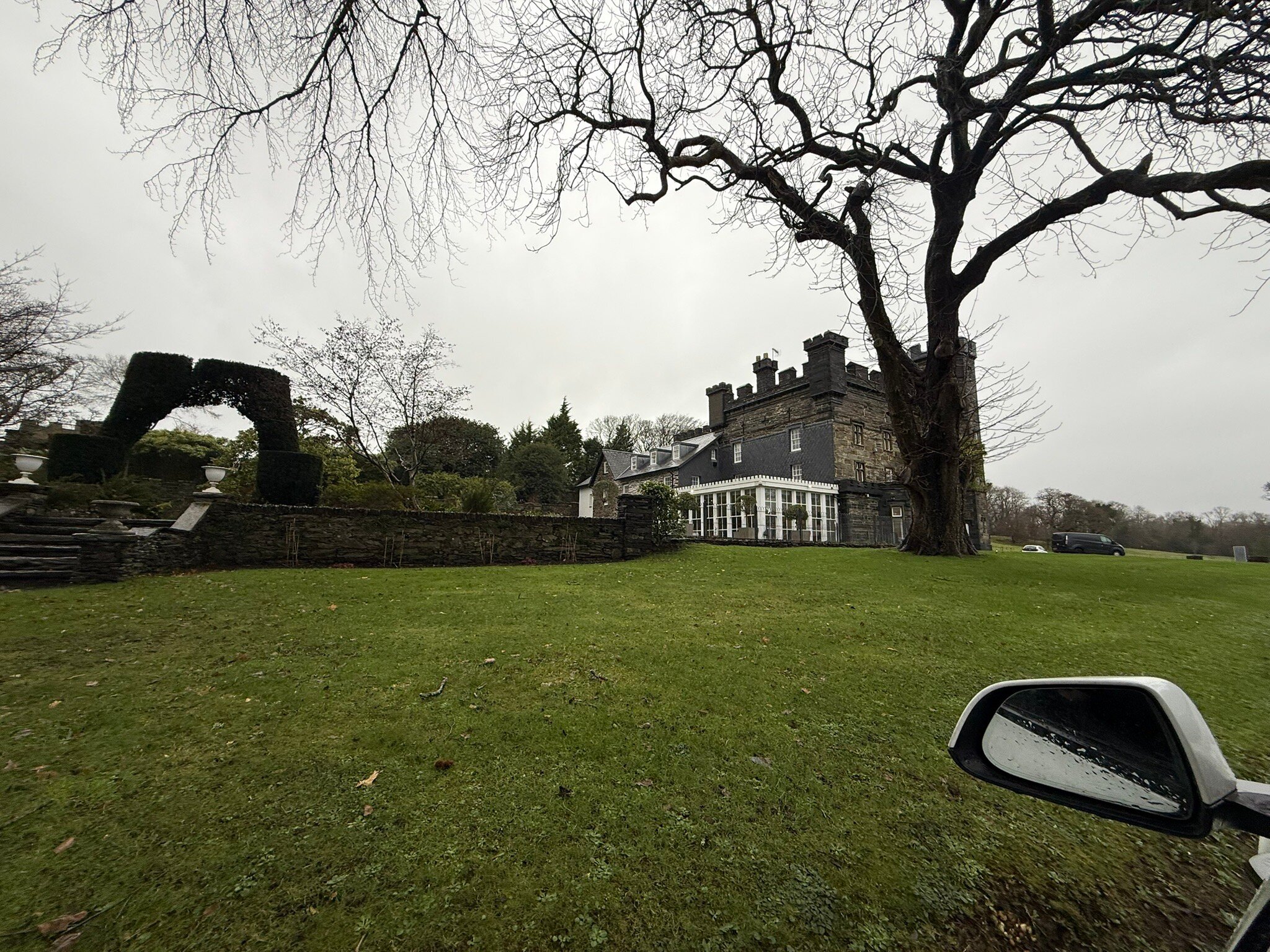 Castell Deudraeth-官方