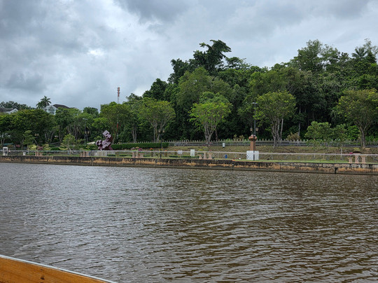 ASEAN Sculptures Garden-斯里巴加湾必去景点