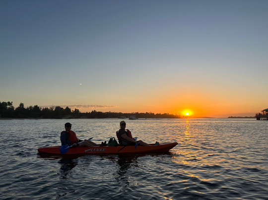 Venture Out Australia-莱克斯恩特伦斯必去景点