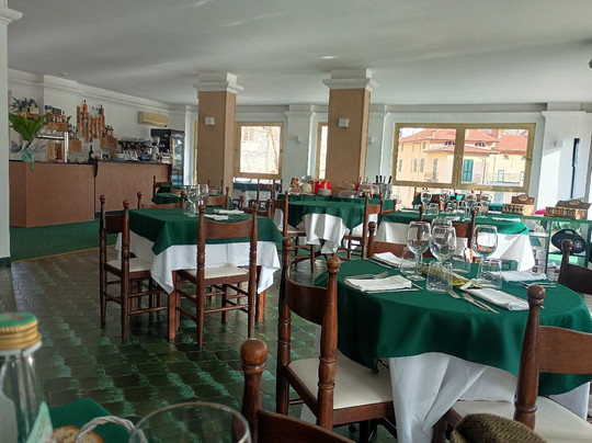 Hotel Ristorante Dell'Olmo主图