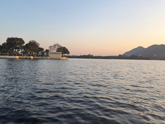 India Easy Travel-乌代布尔必去景点