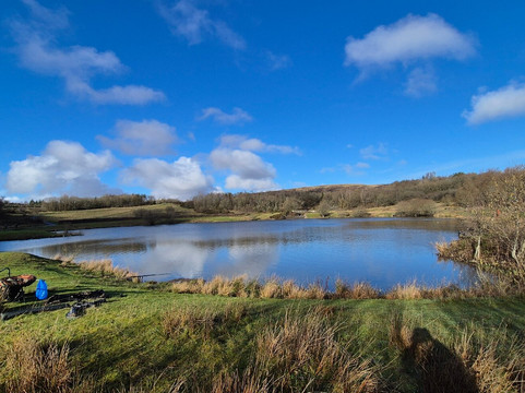 Garn Lakes-卡莱纳冯必去景点