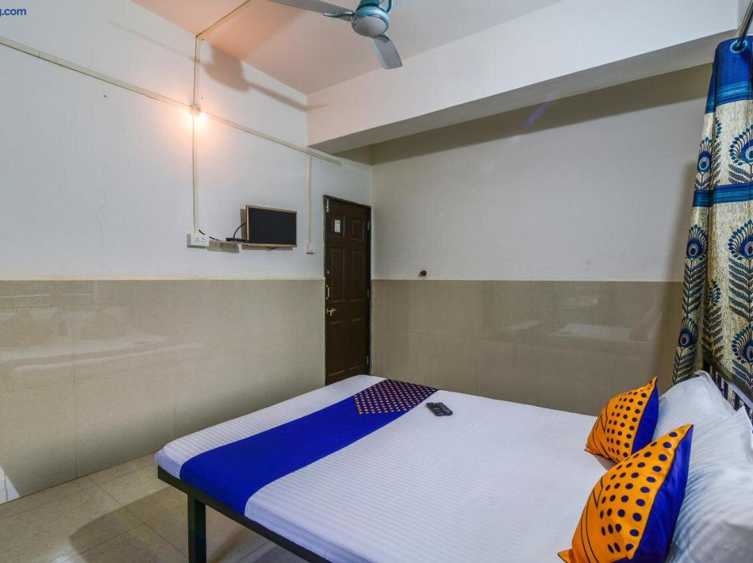 Hotel Sai Laxmi Lodge