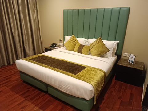 史黛拉酒店主图