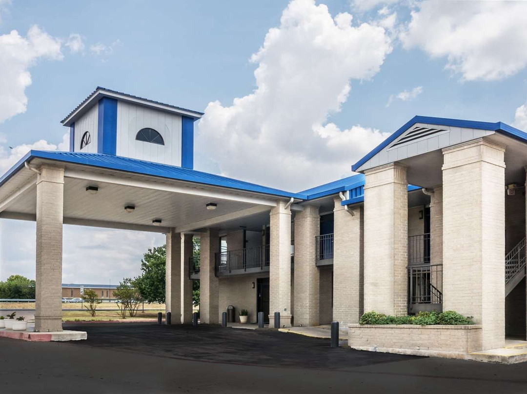 基林胡德堡温德姆戴斯酒店