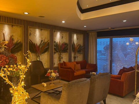 安妮大酒店主图