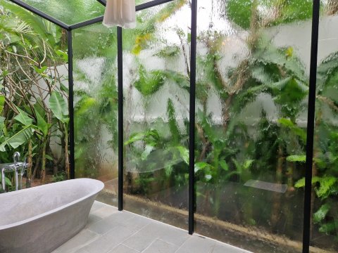 河流公园贾耶之家酒店-浴室