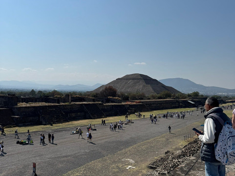 Paseos Olmedo-墨西哥城必去景点