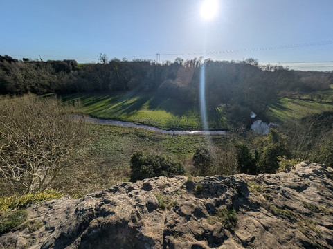 Brockadale Nature Reserve-庞蒂弗拉克特必去景点