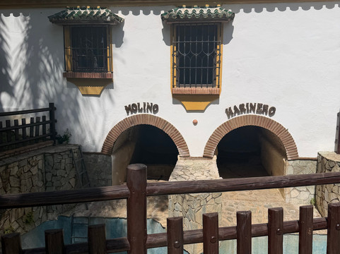 Jardin Botanico Molino de Inca-托雷莫里诺斯必去景点