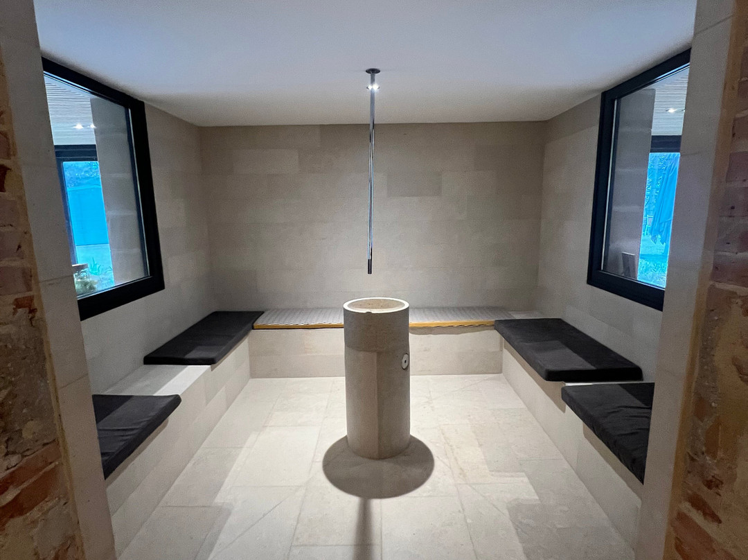 菲亚克城堡酒店及水疗中心主图