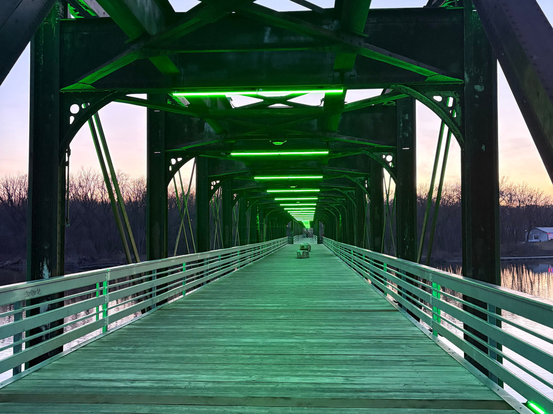 Rock Island Swing Bridge-Inver Grove Heights必去景点