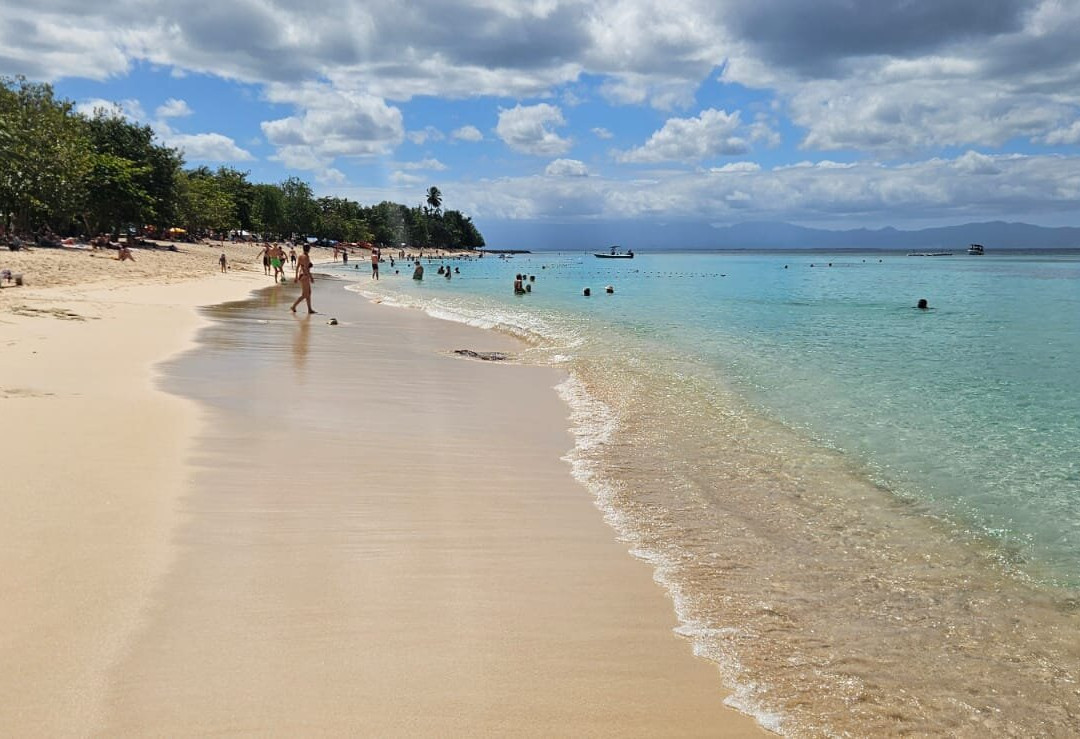 Anse du Souffleur-Port-Louis必去景点