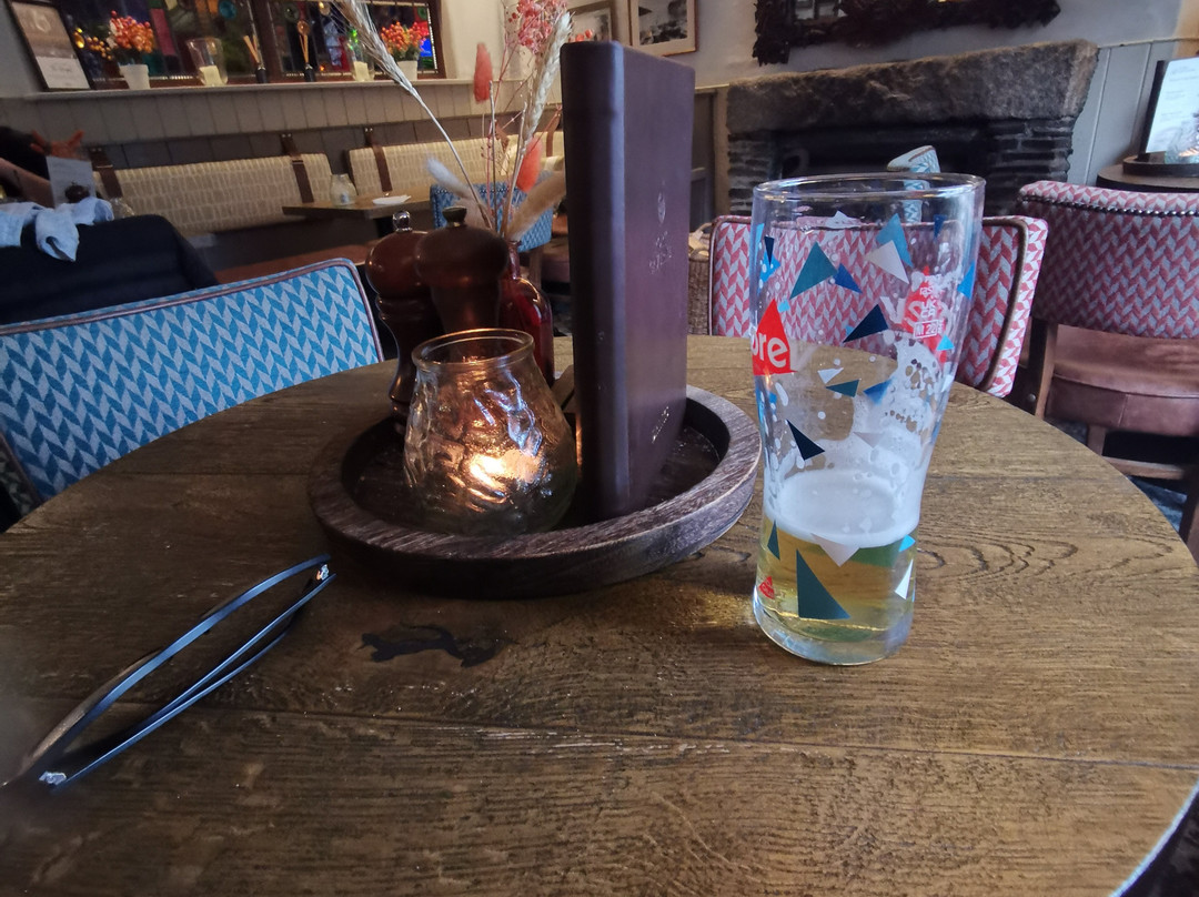 加弗恩港酒店主图