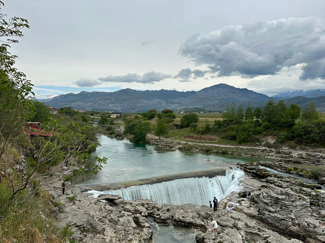 Waterfall Niagara-波德戈里察必去景点